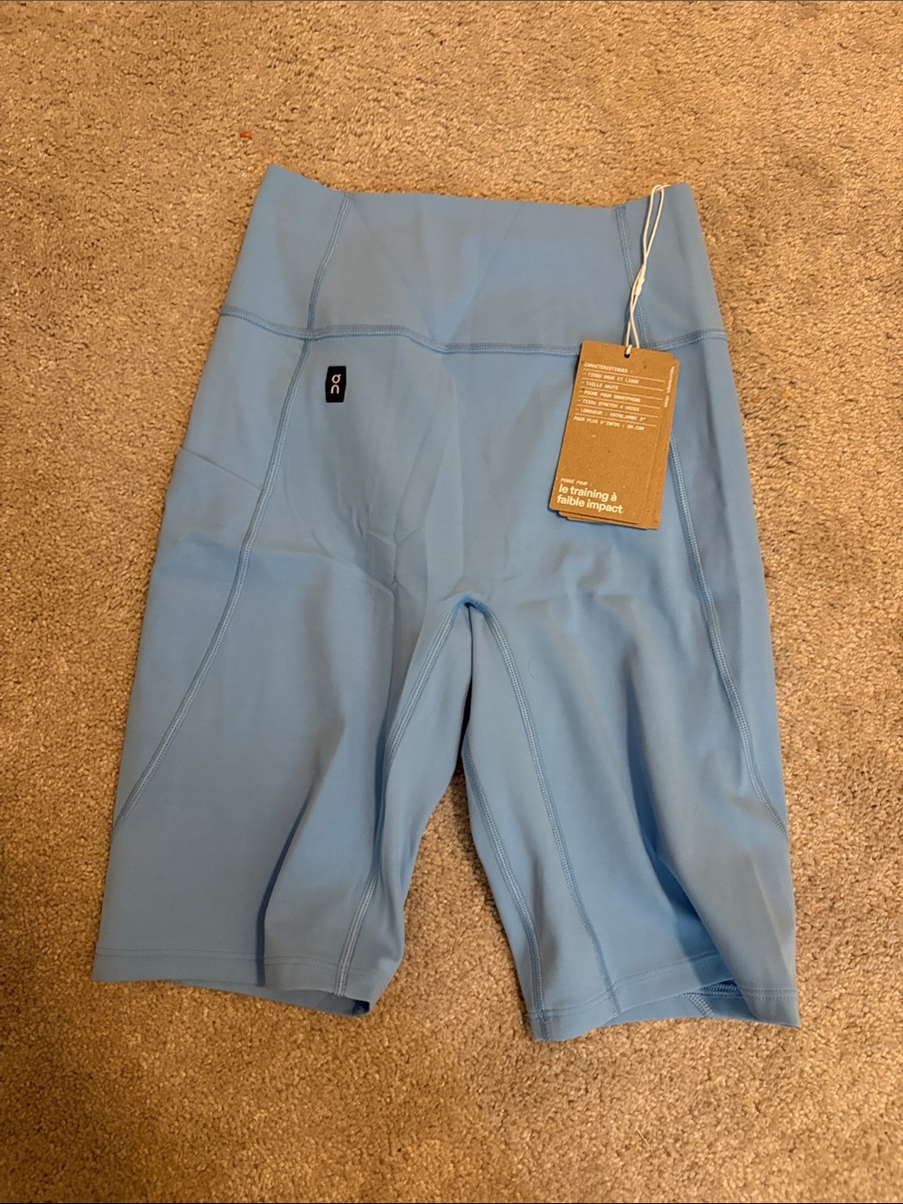 On Running studio tights short